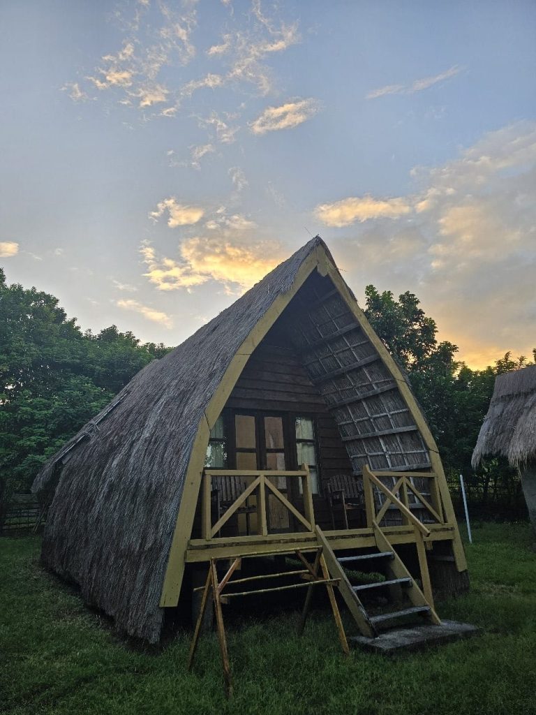 alojamiento bungalow pulau Kepa